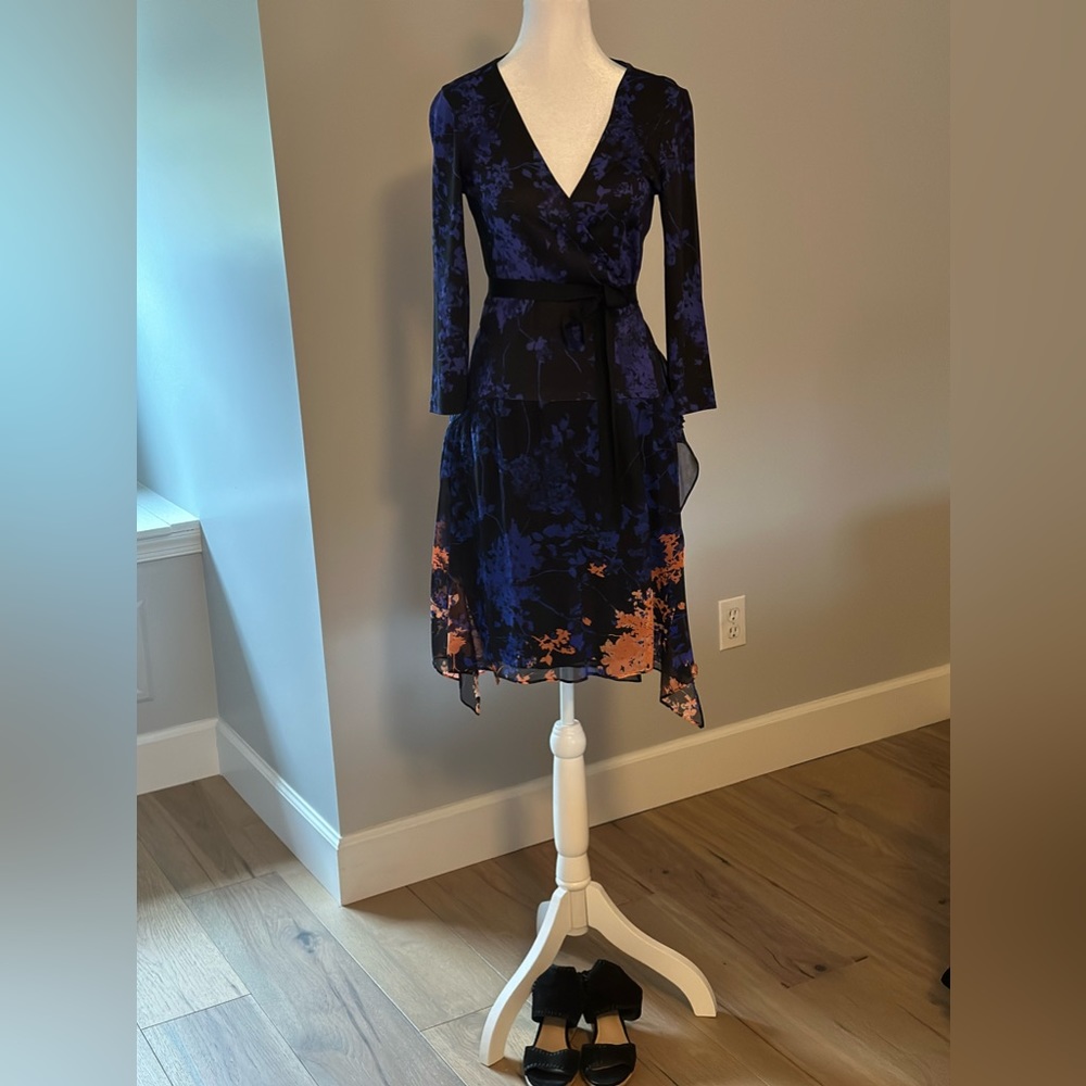 Diane Von Furstenberg Silk Dress - Picture 2 of 12